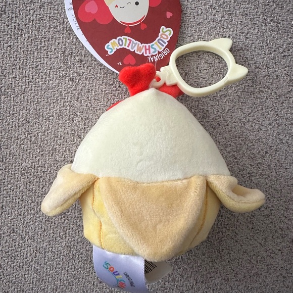 🇺🇸 3" Clip  🍌 Junie the Banana Squishmallow Valentine’s Day - Picture 4 of 5